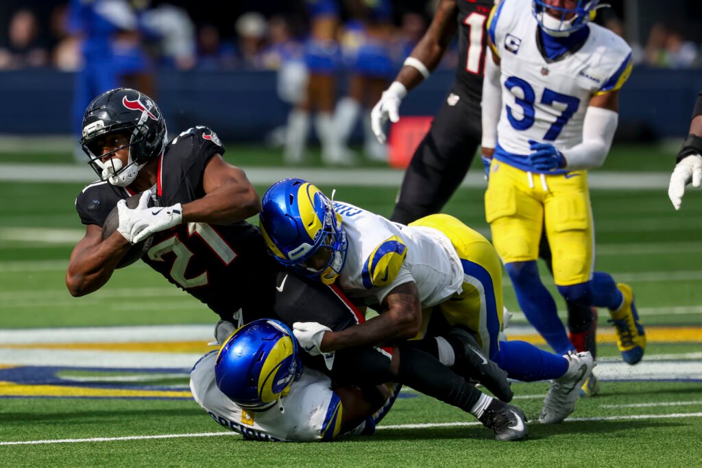 start and sit fantasy football