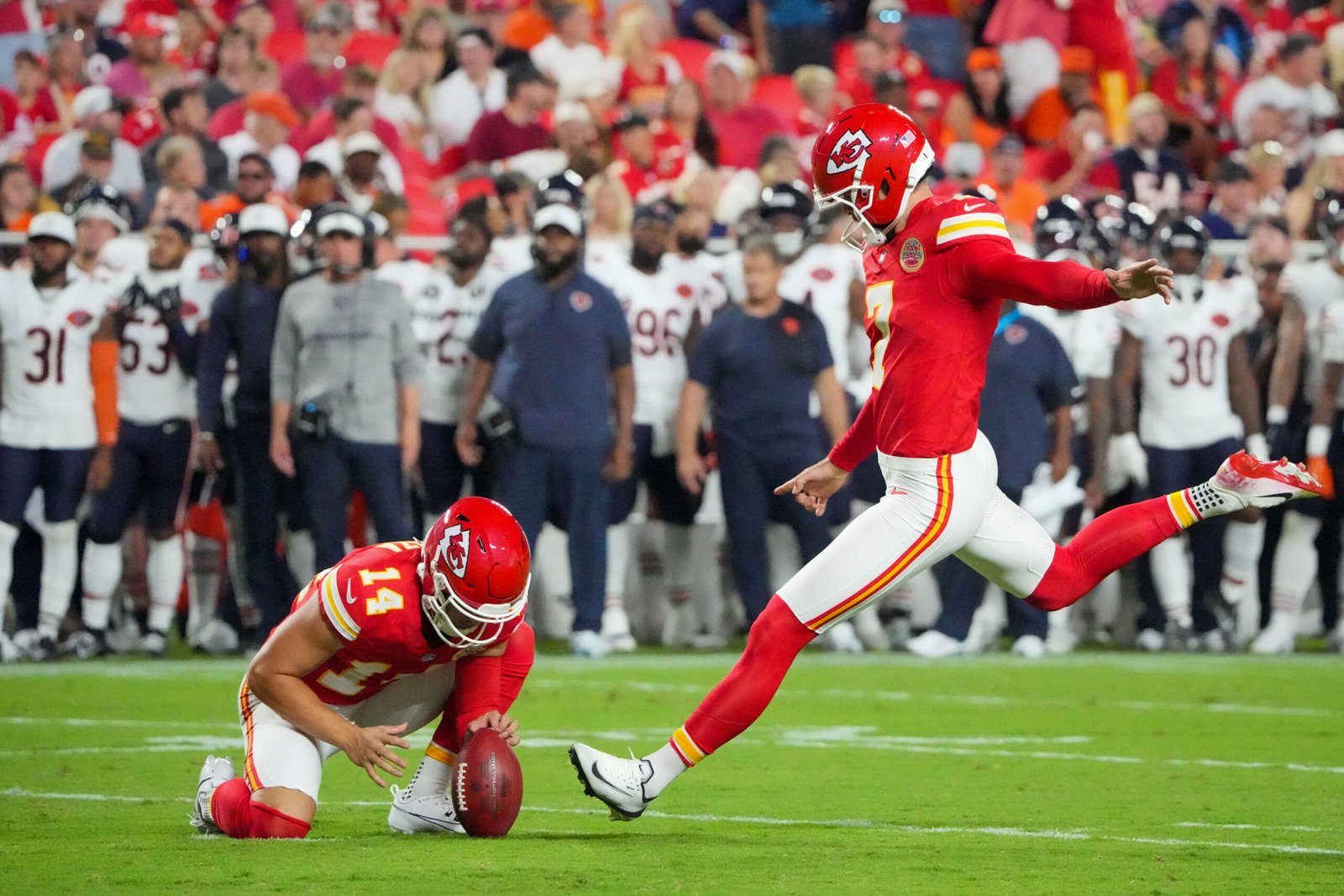 start and sit kickers / defenses fantasy football