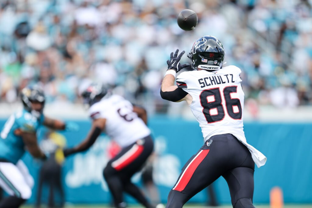 start and sit fantasy football