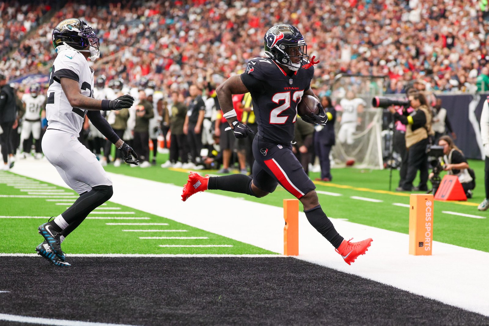 start and sit fantasy football