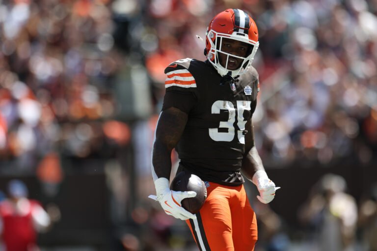 fantasy football waiver wire week 17