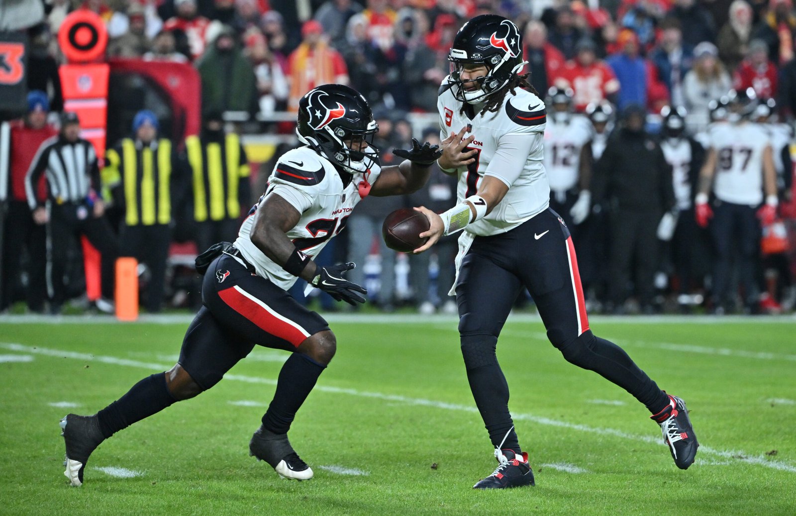 start and sit fantasy football