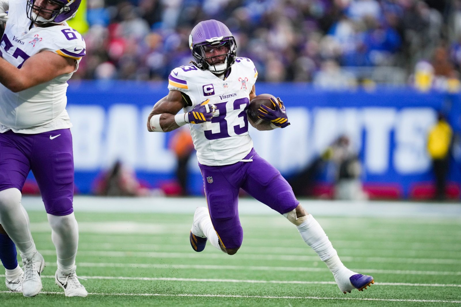 aaron jones vikings