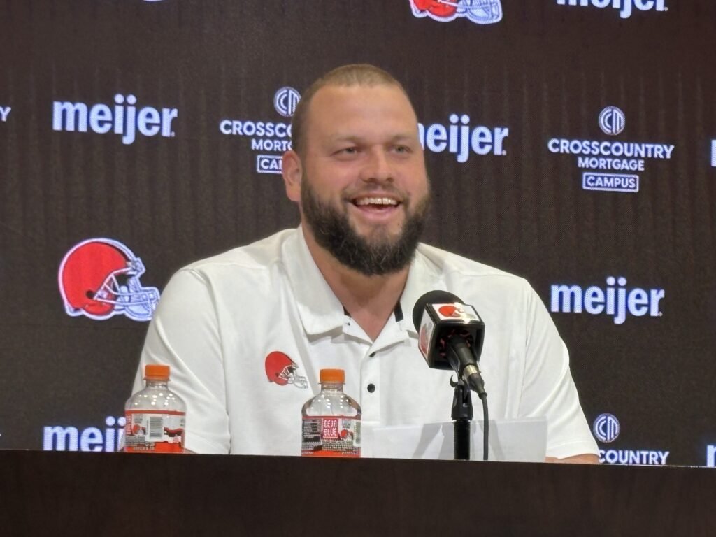 joel bitonio cleveland browns